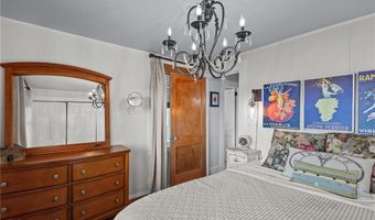 39 Sunset Dr, Barrington, RI 02806