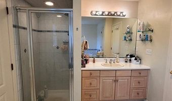 87 Trotters Ln, Allendale, NJ 07401
