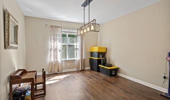10676 N Oak Crest Dr, Biloxi, MS 39532