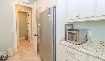 170 Fallen Oak Dr, Brandon, MS 39047