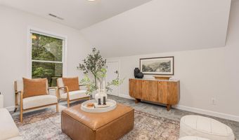 7037 Meadow Gate Dr, Apex, NC 27502