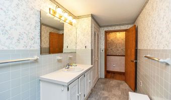 58 Francestown Rd, Bennington, NH 03442