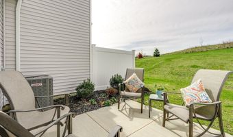 835-2 Dipper Ln, Aurora, OH 44202
