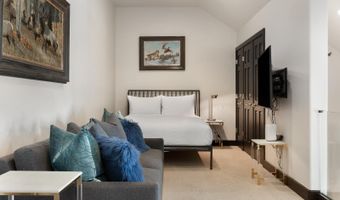 15 Highlands Ln R402, Beaver Creek, CO 81620