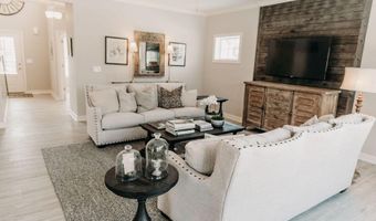 7946 Snow View Dr SE, Alto, MI 49302