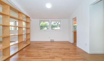 827 Westwood Ave, Ann Arbor, MI 48103