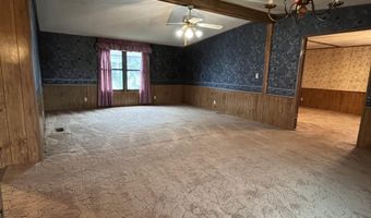 18 12th Ave W, Albia, IA 52531