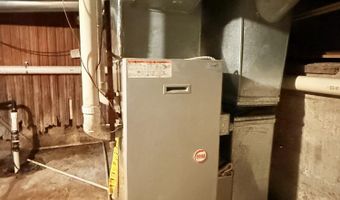209 Sarah St, Adrian, MI 49221