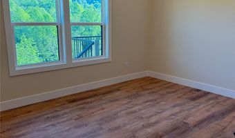 15 Woodchuck Cv, Alexander, NC 28701