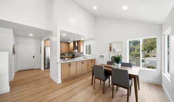 930 Via Mil Cumbres 116, Solana Beach, CA 92075
