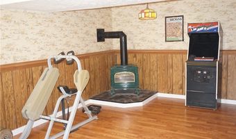 6019 New London Rd, Ashtabula, OH 44004
