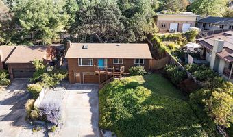 304 Clinton St, Ashland, OR 97520