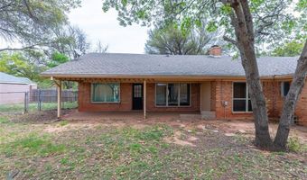 2138 Brook Hollow Dr, Abilene, TX 79605