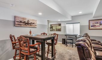 3227 N Heritage Ln, Arlington Heights, IL 60004