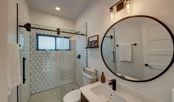 28 Scenic Rdg S, Alpine, TX 79830
