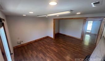 2780 Tynecastle Hwy, Banner Elk, NC 28604