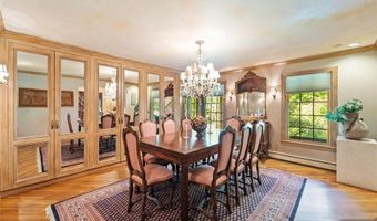 2 Canterbury Ct, Alpine, NJ 07620