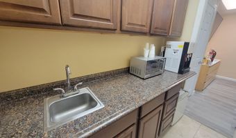 304 Federal Rd Ste 116, Brookfield, CT 06804