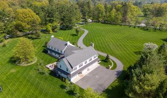 1806 APPLE TREE Ln, Bethlehem, PA 18015