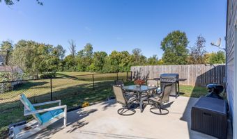 8140 Maple Stream Ln, Indianapolis, IN 46217
