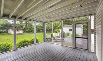 61 Upper Loudon Rd, Albany, NY 12211