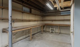 10 King St, Rockingham, VT 05101