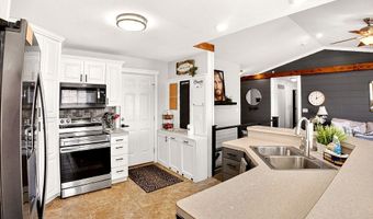 4656 Independence Ave, Chubbuck, ID 83202