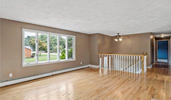 2 Huckleberry Rd, Coventry, RI 02816