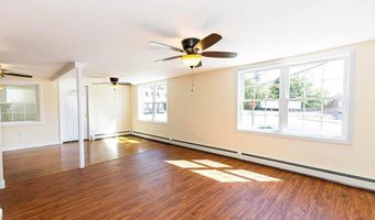 1301 Plainfield St, Johnston, RI 02919