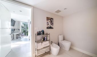1133 102nd St 504, Bay Harbor Islands, FL 33154