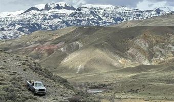 2433 Southfork Rd, Cody, WY 82414