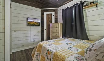 2230 Shirley Rd, Allardt, TN 38504