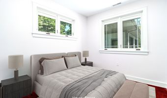 13 Kellogg St, Brookfield, CT 06804