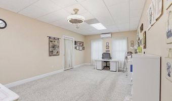 355 Smoke Rise Dr, Baldwin, GA 30511