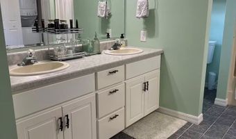 572 Laurel Dr, Abbeville, AL 36310