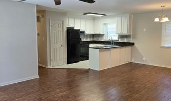 25 E North St, Angier, NC 27501