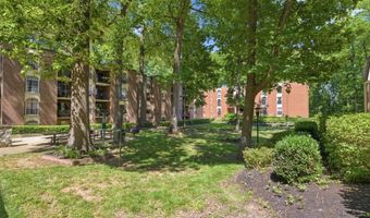 3354 WOODBURN Rd 12, Annandale, VA 22003