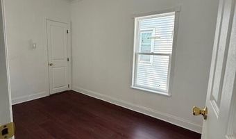 183 Market St, Amsterdam, NY 12010
