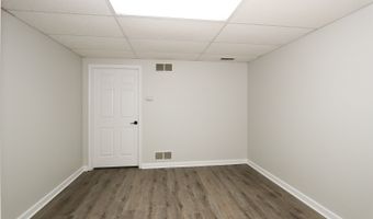 1321 Ivy Ln, Algonquin, IL 60102