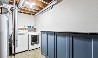 2609 PLAIN VIEW Rd, Cheyenne, WY 82009