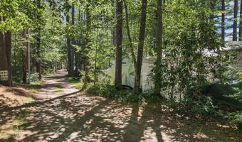 139 Governor Wentworth Hwy, Wolfeboro, NH 03894