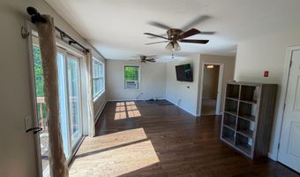 83 Tabor Cir, Albany, NH 03818