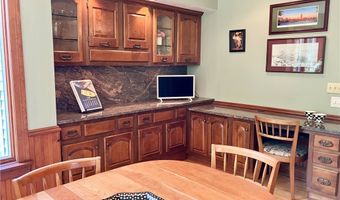 203 Randwood Dr, Amherst, NY 14068