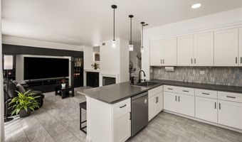 8610 E Silver Rdg, Anaheim, CA 92808