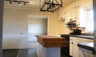 203 Price St, Roanoke Rapids, NC 27870