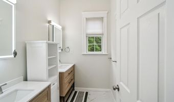18 Buckthorn, Ocean View, NJ 08210