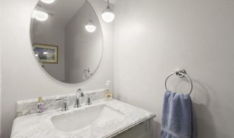 4 DUDLEY Ct, Bethesda, MD 20814