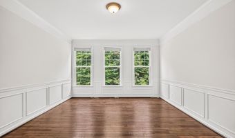 24823 BARRINGTON GROVE Ct, Aldie, VA 20105