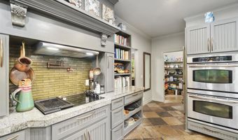 7 Galope Pl, Hot Springs Village, AR 71909