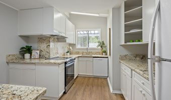 667 Uluoa St A, Kailua, HI 96734